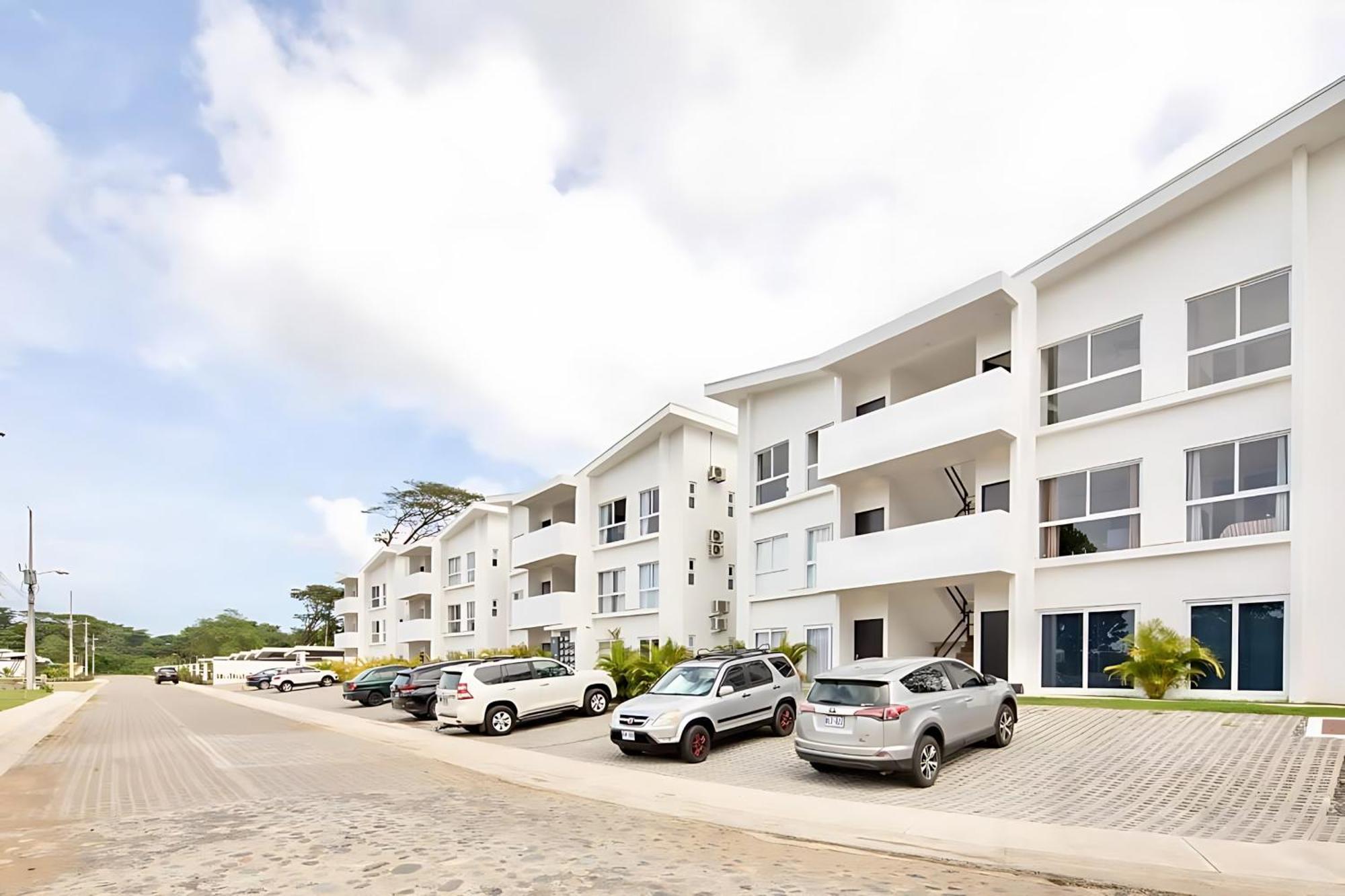 Modern 2Br Condo - Minutes From Jaco Beach - Prime Location Dış mekan fotoğraf
